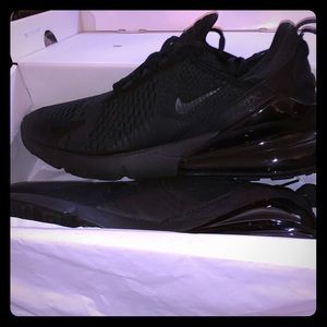 Nike Air Max 270